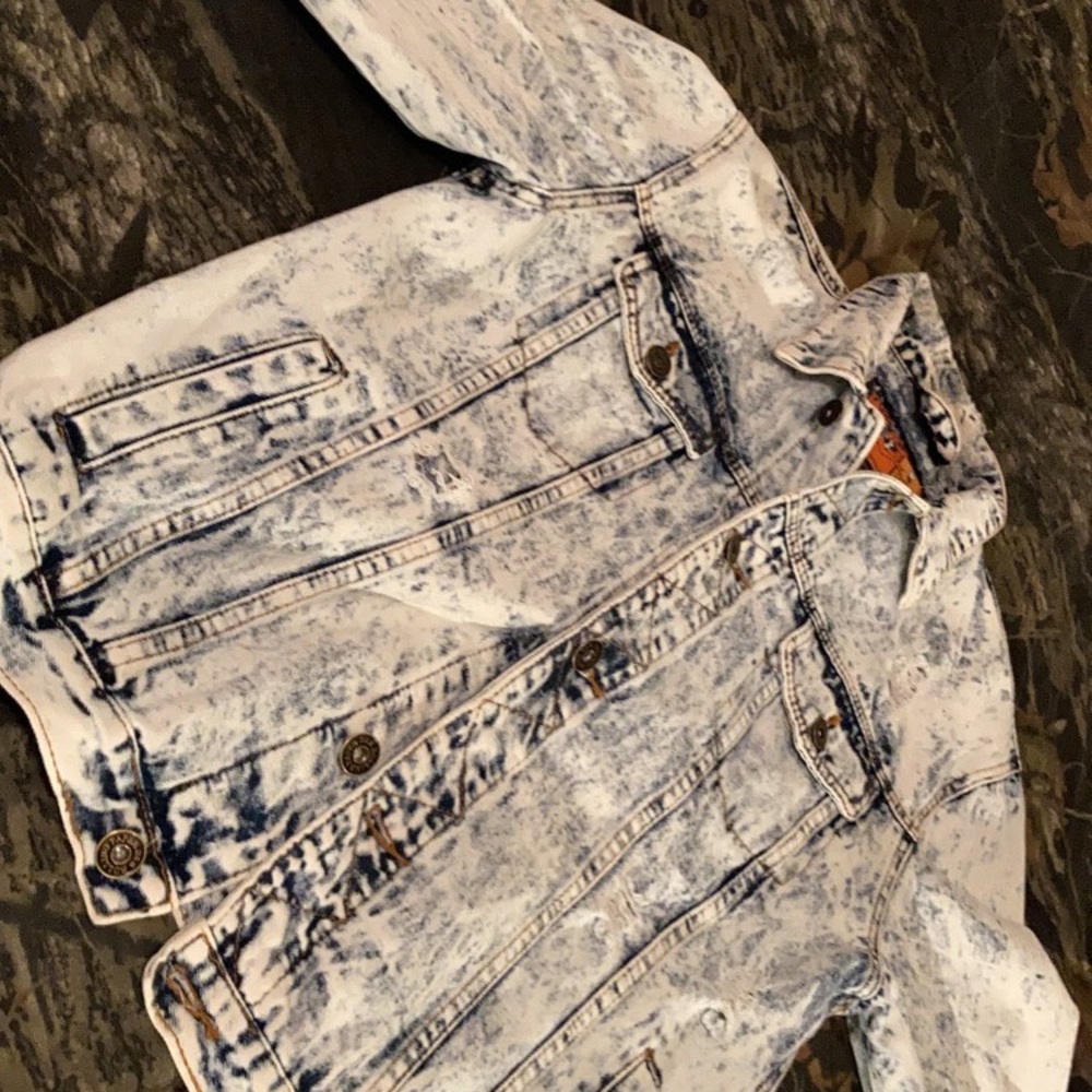 Rolling stone jacket